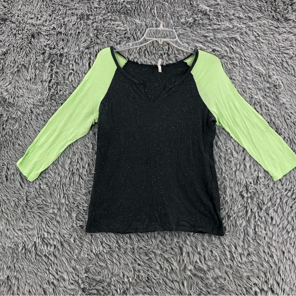 BKE Buckle Shirt Core Womens Medium Gray Green 3/4 Sleeve Baseball Top Stretch